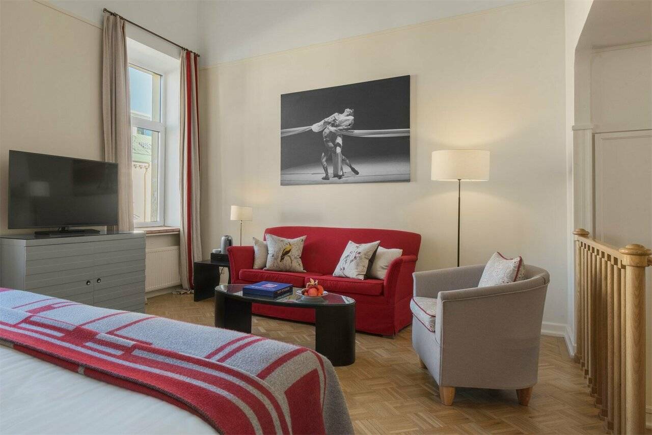 Фотографии номера Студио в Гостинице Англетер Санкт-Петербург