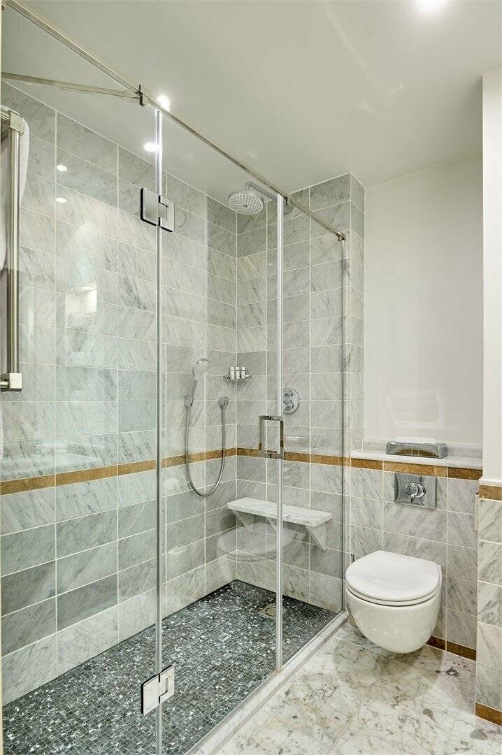 Фотографии номера Полулюкс с видом на собор в Гостинице Англетер Санкт-Петербург